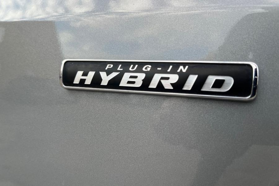 Ford KUGA Photo autoimg-a6de1f6afabc02cf3aed0c930251b3202032a460.jpg