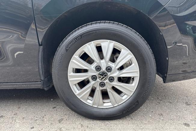 VOLKSWAGEN Multivan Photo 29