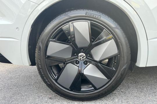 Volkswagen Touareg Photo autoimg-a6e85fa3780f6678ed69a45ea89d9fee23e96b21.jpg