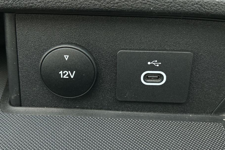 Used Ford E-TRANSIT 40