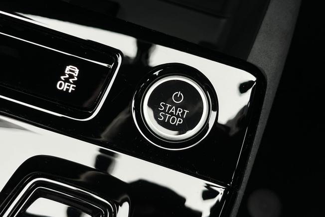 Audi  Q6 SUV Photo 21