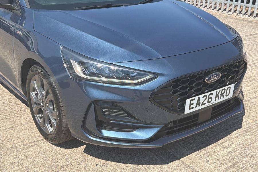 Ford Focus Photo autoimg-a6f0f2d89ab0a59d950779621b8a7b16a9ad8167.jpg