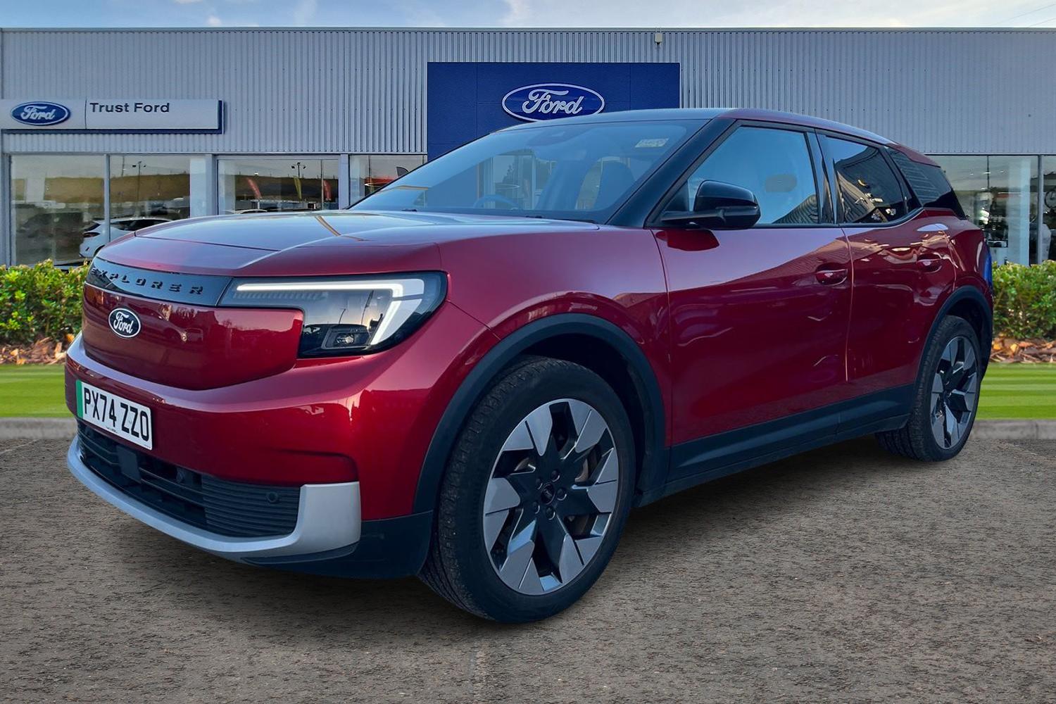 Ford Explorer Photo 4