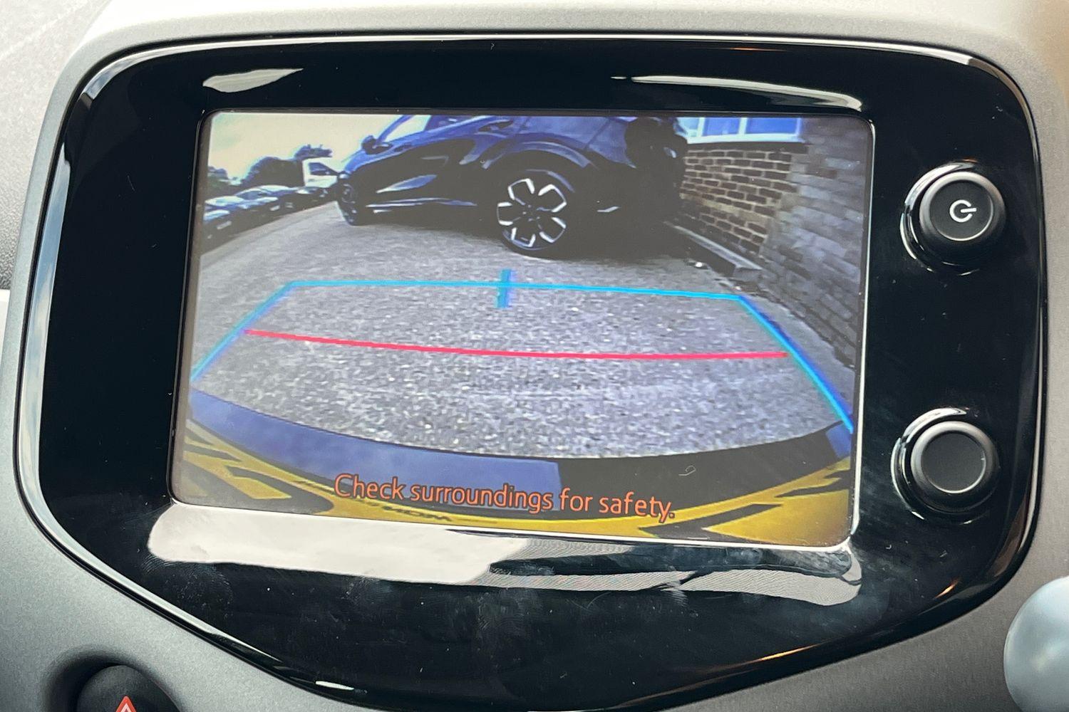 Toyota AYGO Photo 28