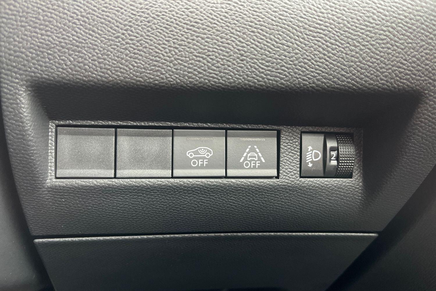 Peugeot 208 Photo 36