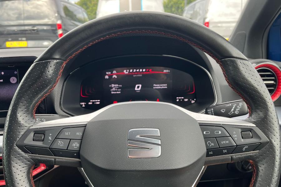 SEAT ARONA Photo autoimg-a6f3ed0d2081122051468c032f467e47ce69c284.jpg