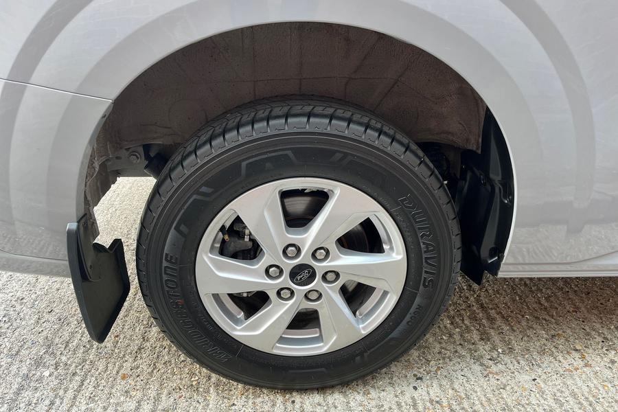 Ford TRANSIT CUSTOM Photo autoimg-a6f5a86751a897abc7cffd3c637131e657cc0b3f.jpg