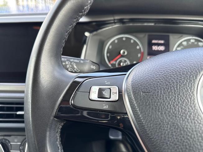 Volkswagen Polo Photo 16