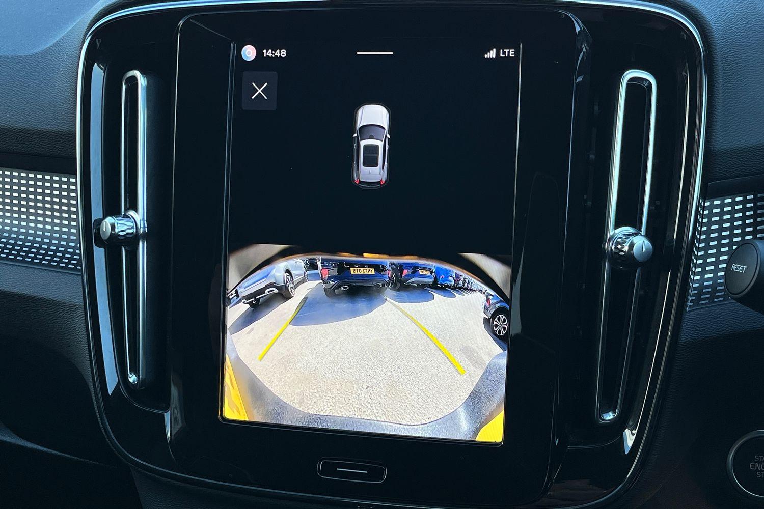 Volvo XC40 Photo 26