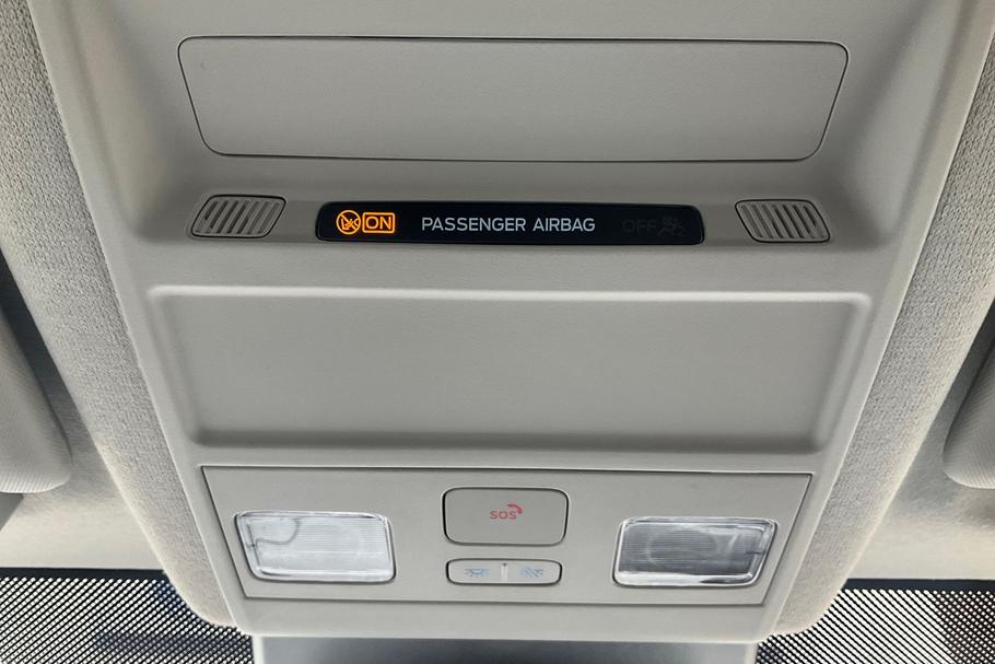 Used Ford TRANSIT CUSTOM KMZ9877 34