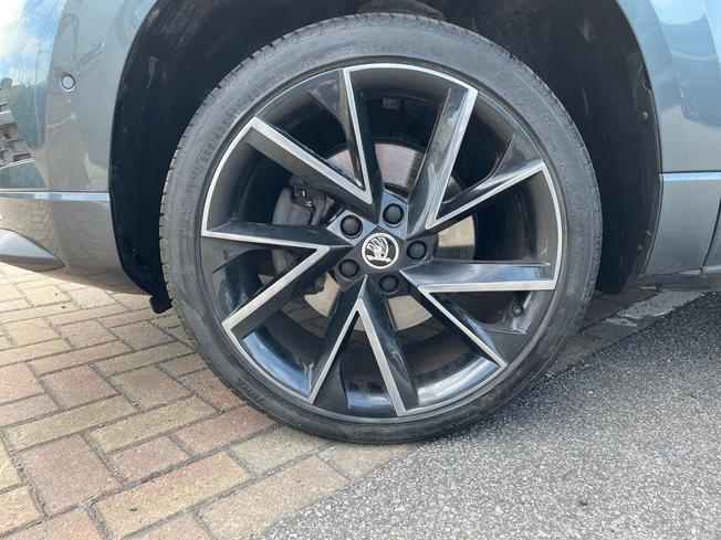 ŠKODA Karoq Photo 23