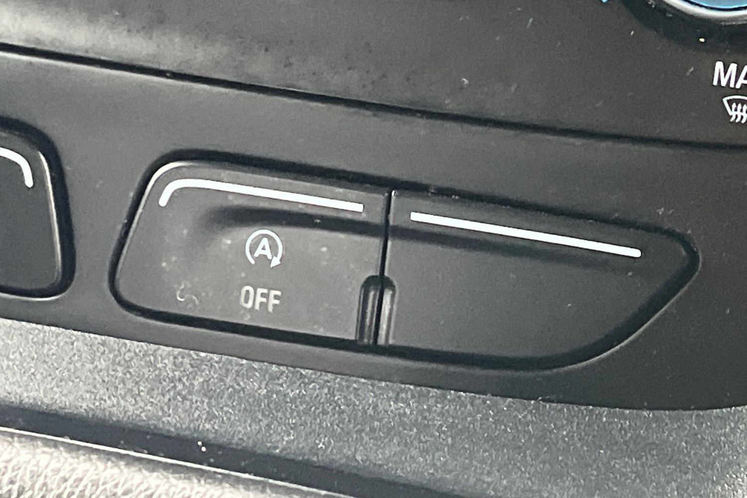 Ford TRANSIT CONNECT Photo 21
