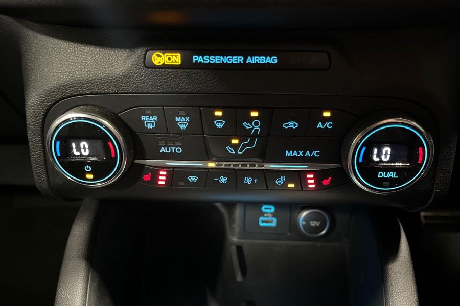 Ford KUGA Photo autoimg-a702325e5e616c7ad5450c2b45105ef73755599e.jpg