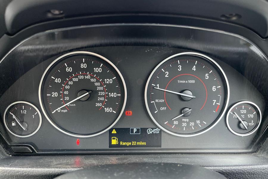 BMW 3 Series Photo autoimg-a703a28d6a0c990c1295fb611bc11b7b1a83976f.jpg