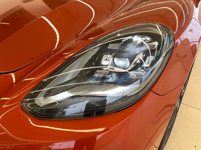 PORSCHE Panamera Photo 21