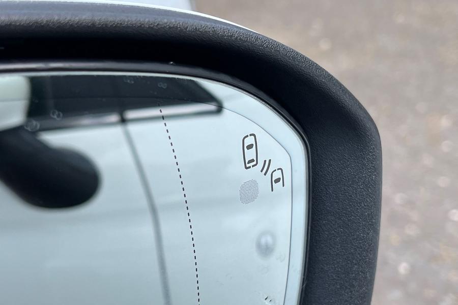 Ford MONDEO Photo autoimg-a709dcc164183adf2bea100f49b5dbb7a4135e81.jpg