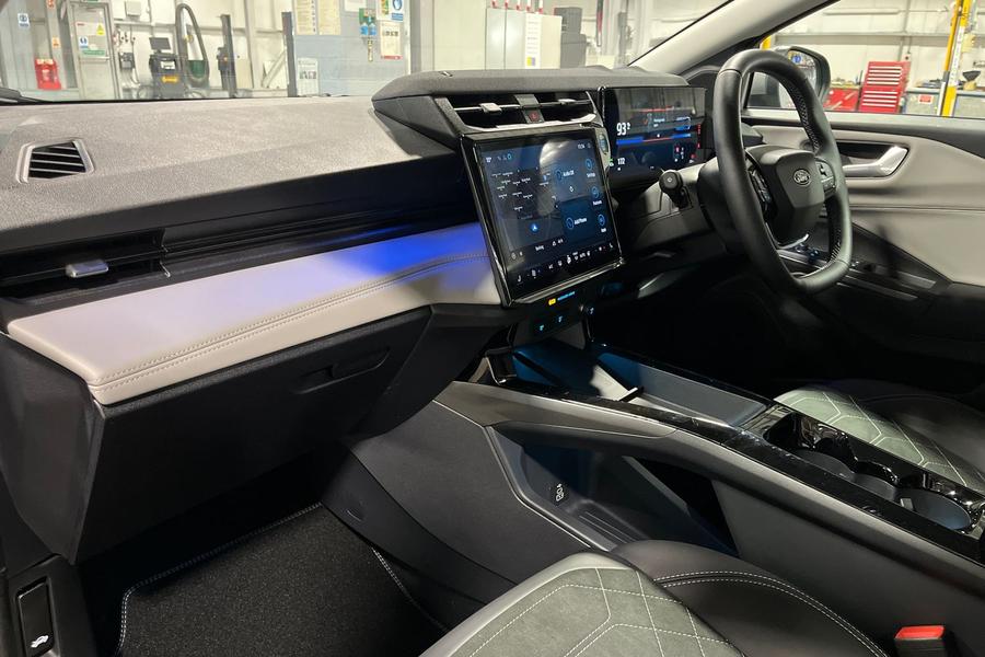 FORD PUMA Photo autoimg-a70b941fa5c6e36f40c2748b6ab715d6ab48b301.jpg