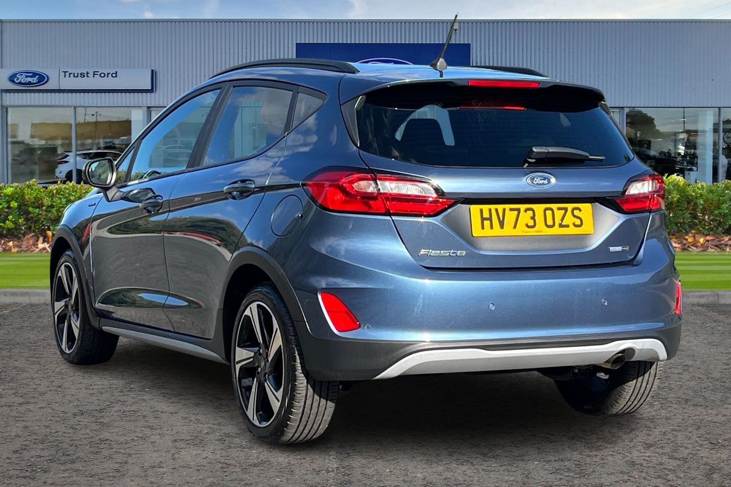 Ford Fiesta Photo 1