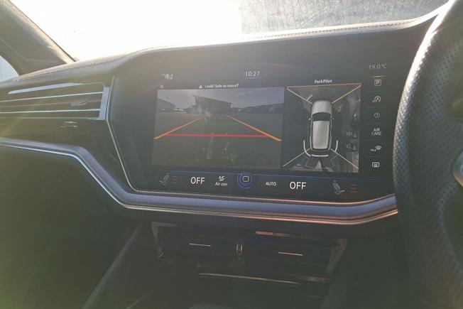 VOLKSWAGEN Touareg Photo 31