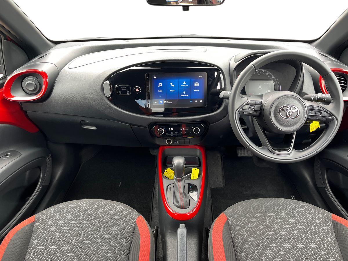 Toyota Aygo X Photo 9