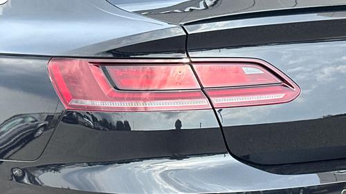 Volkswagen Arteon Photo autoimg-a7100a3f9e9347bb9f58fd16fd404c498bade98e.jpg