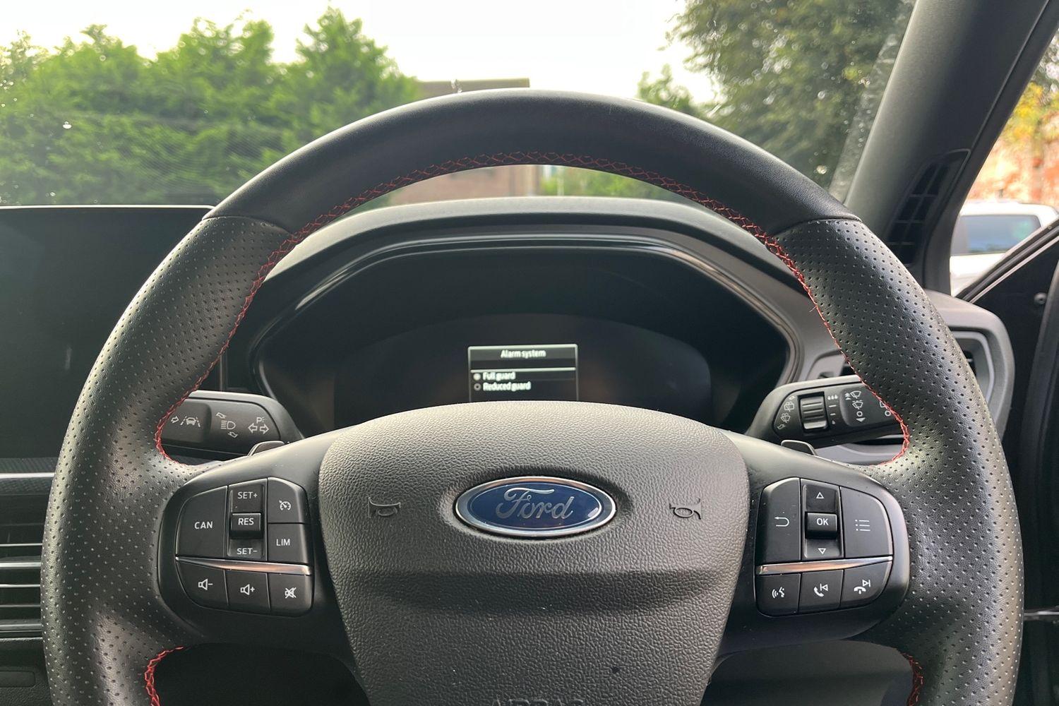 Ford FOCUS Photo 11