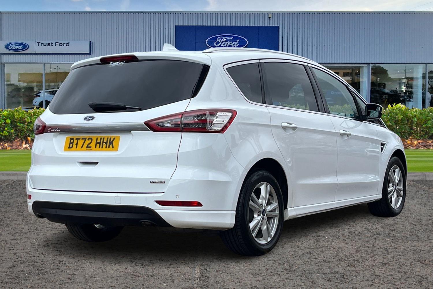 Ford S-MAX Photo 3