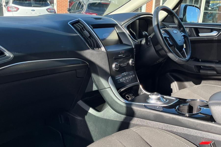 Ford S-MAX Photo autoimg-a714eefd1a70c038818ce0e7ed9b292db0e6af9b.jpg