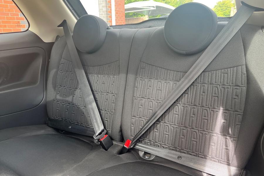 Fiat 500 Photo autoimg-a7171cb3a99c863de97528b2cfeca19b50d5bc5a.jpg