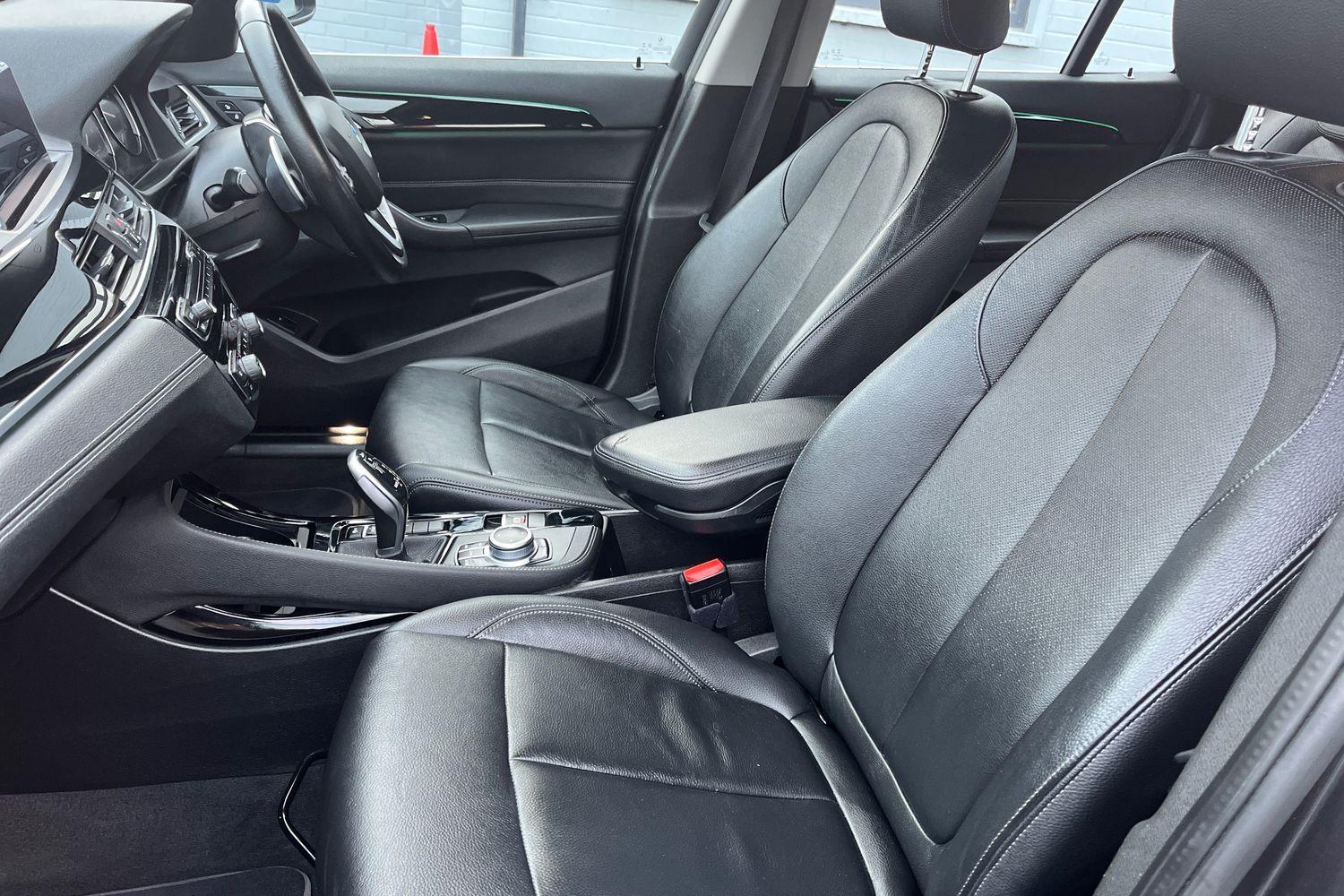 BMW X1 Photo 16