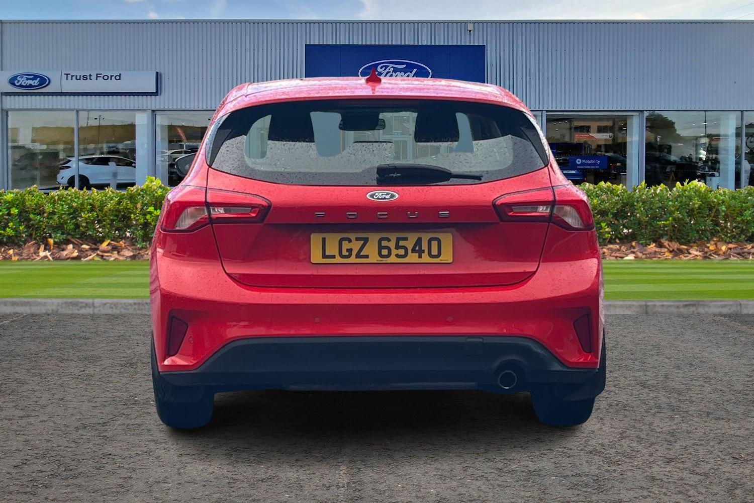 Ford Focus Photo 6