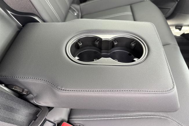 Audi Q4 Photo 38