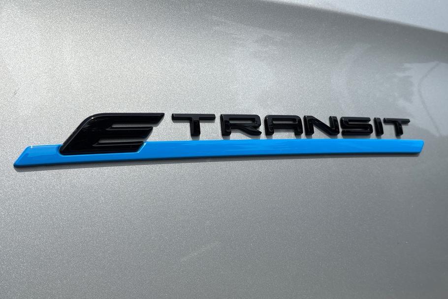 Used Ford TRANSIT CUSTOM WR26OEK 20