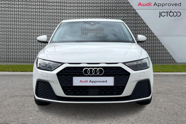 AUDI A1 Photo 8