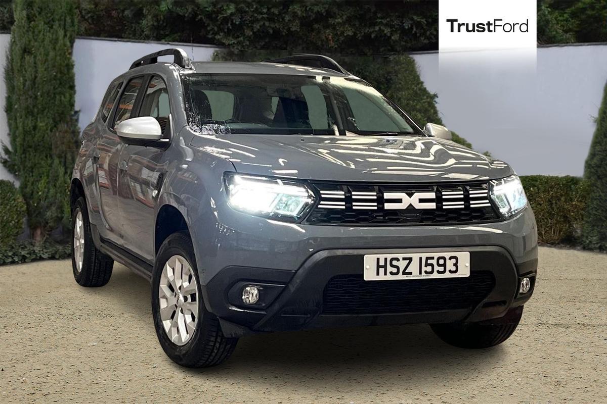 Dacia Duster listing photo