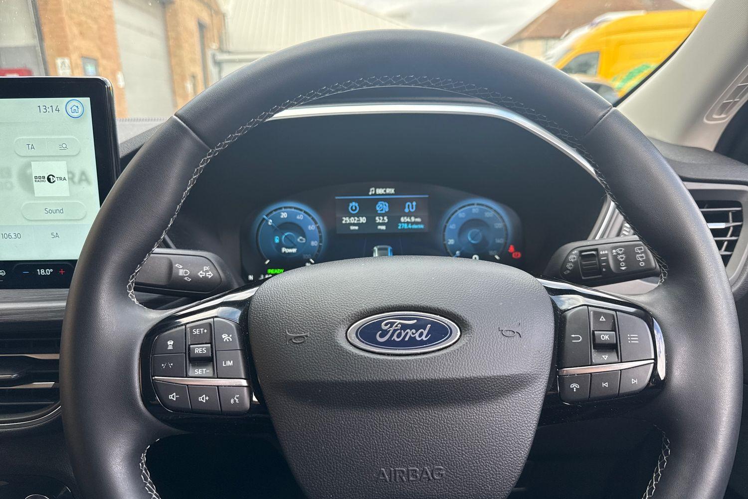 Ford KUGA Photo 11