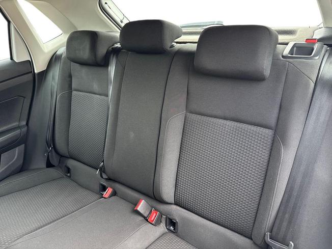Volkswagen Polo Photo 9
