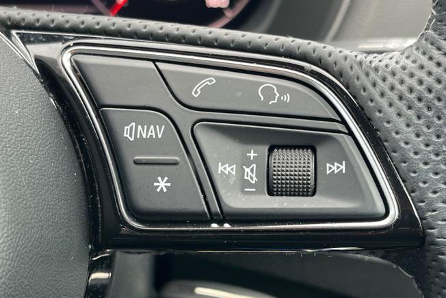 AUDI Q2 Photo 17