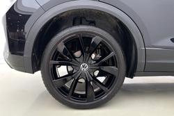 VOLKSWAGEN T-Roc Photo 5