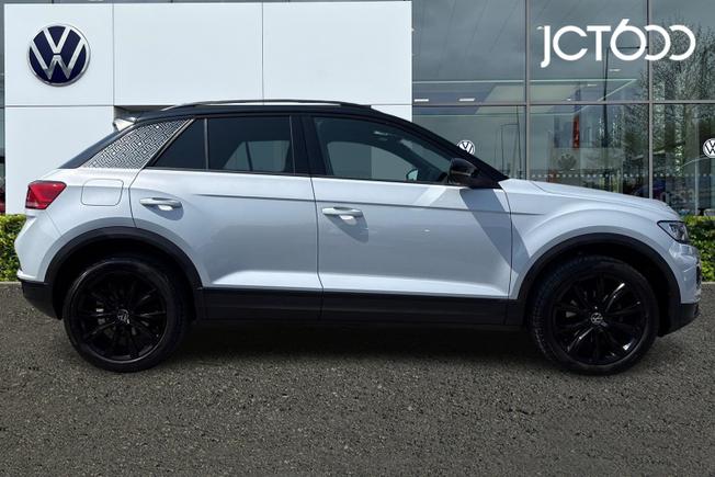 VOLKSWAGEN T-Roc Photo 4