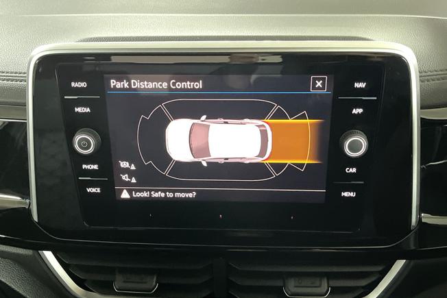 VOLKSWAGEN T-Roc Photo 21