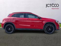 MERCEDES-BENZ Gla Photo 4