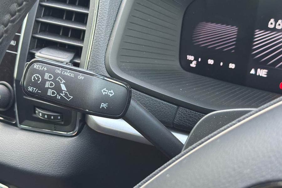 Skoda KAROQ Photo autoimg-a74678b0c05fde20fd6c5fd87379f19b7f2759a1.jpg