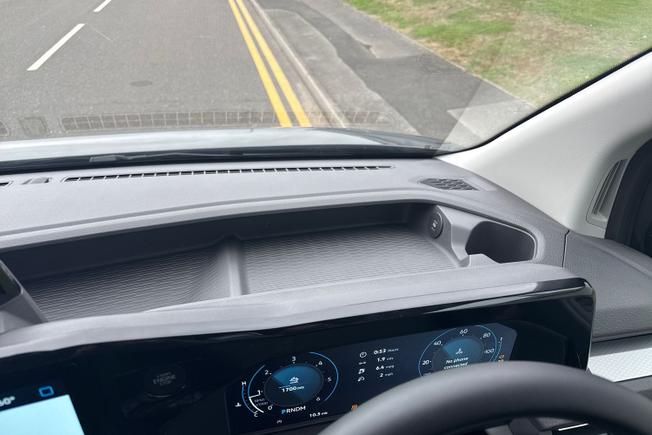 VOLKSWAGEN Transporter Photo 46