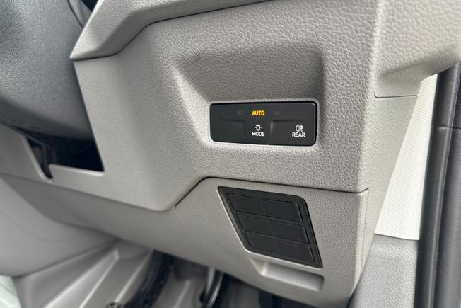 VOLKSWAGEN Crafter Photo 39