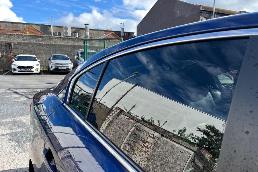 Toyota AVENSIS Photo autoimg-a74f5943ba8dea886037c393b956e32283af8305.jpg
