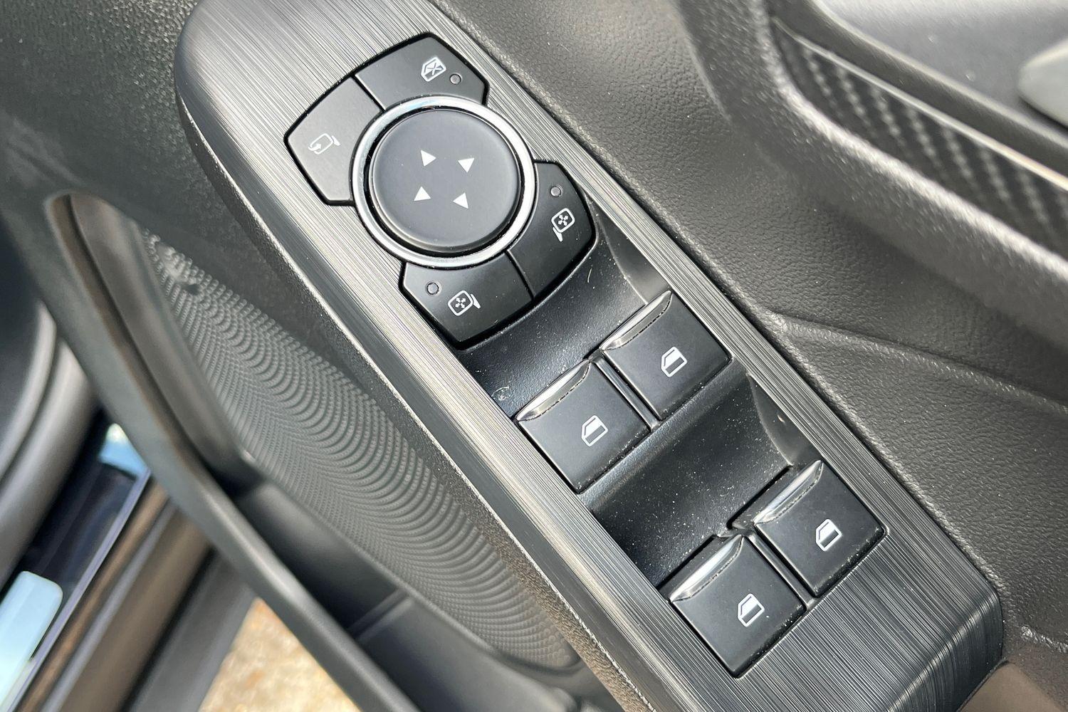 Ford KUGA Photo 15