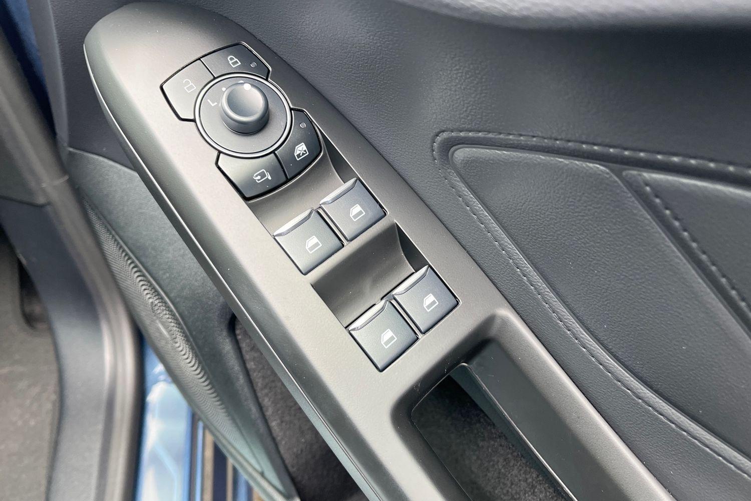 Ford FOCUS Photo 15