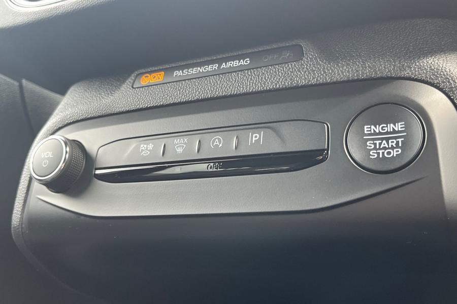 Ford FOCUS Photo autoimg-a752aa6fc7f0d8309c65ec22538e569ee78dd00b.jpg