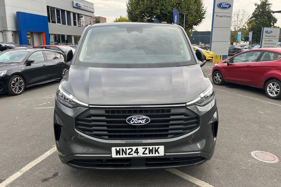 Ford TRANSIT CUSTOM Photo autoimg-a7535f4825382faf5c37f56ca555c70a1aea0b21.jpg